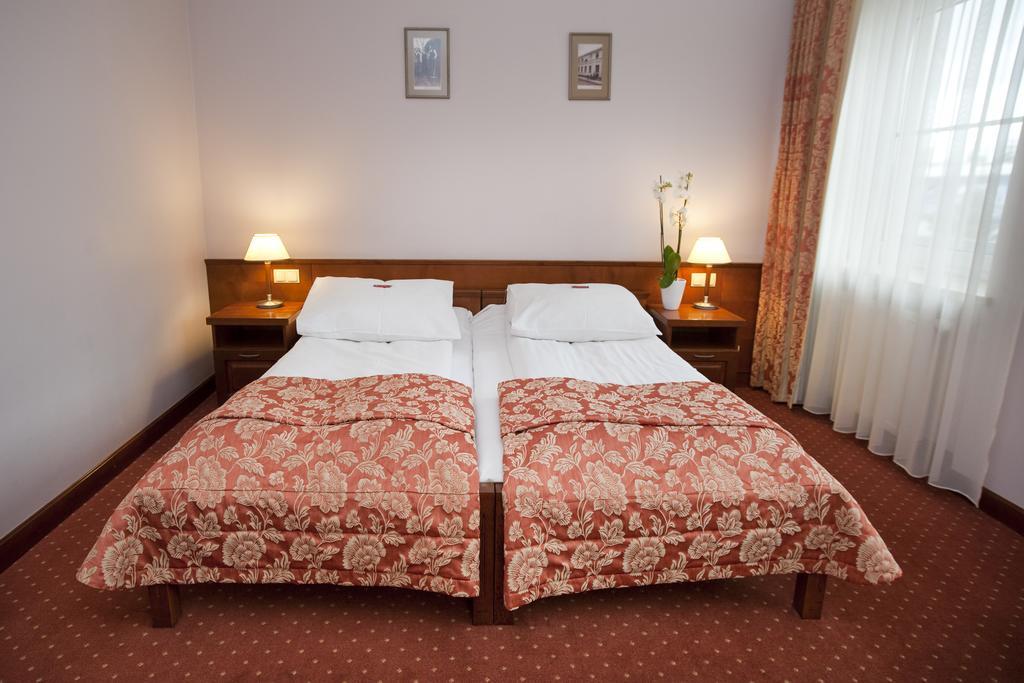Eurohotel Swarzędz Exteriör bild
